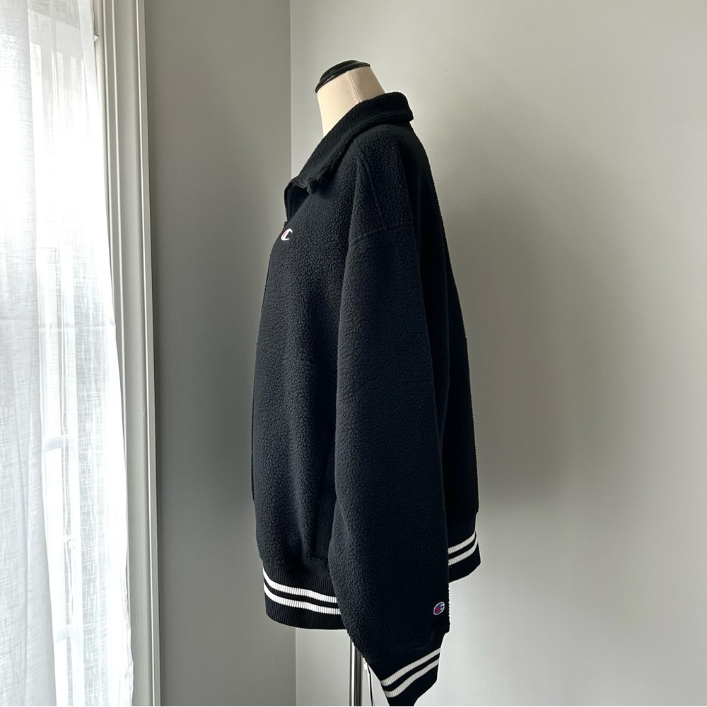 🌸BRAND NEW Champion Pullover. Fuzzy & Cozy. Black/White w/ Pockets Size: XL - Picture 6 of 14